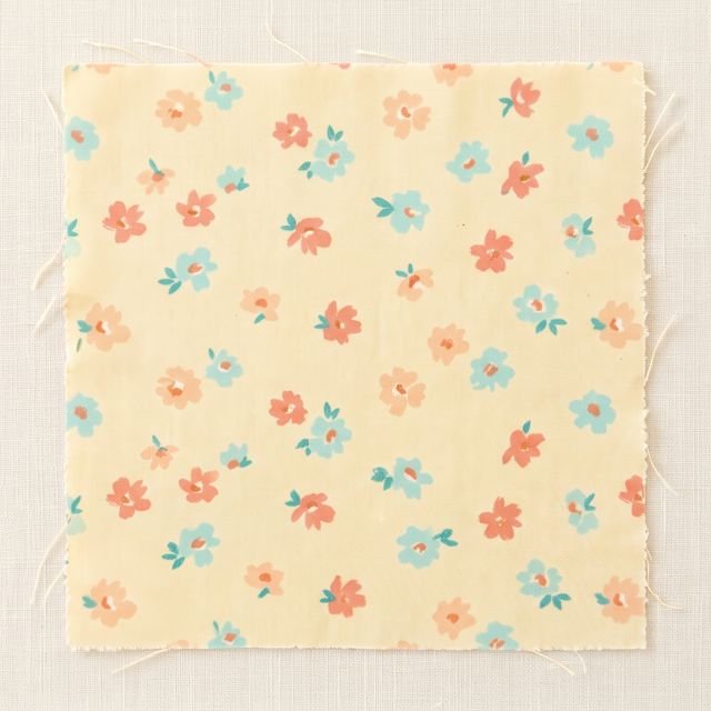 Fresh floral print in this season's palette